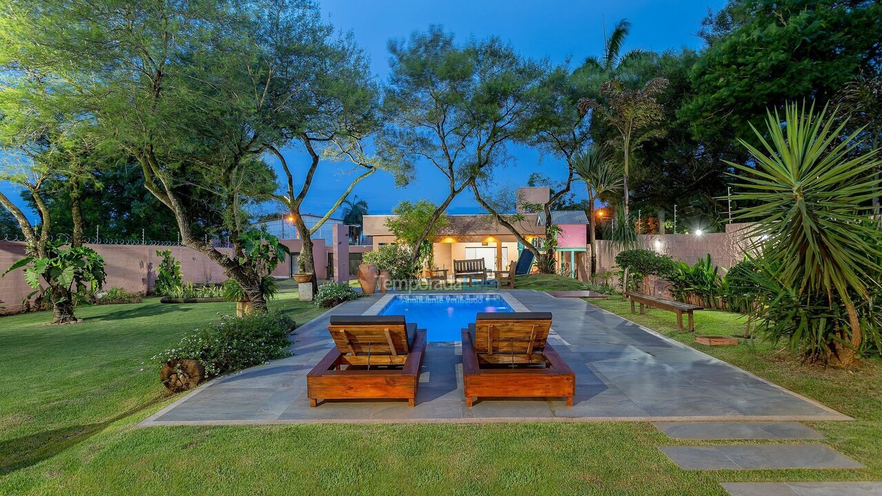 Casa para aluguel de temporada em Bonito (Vila America)