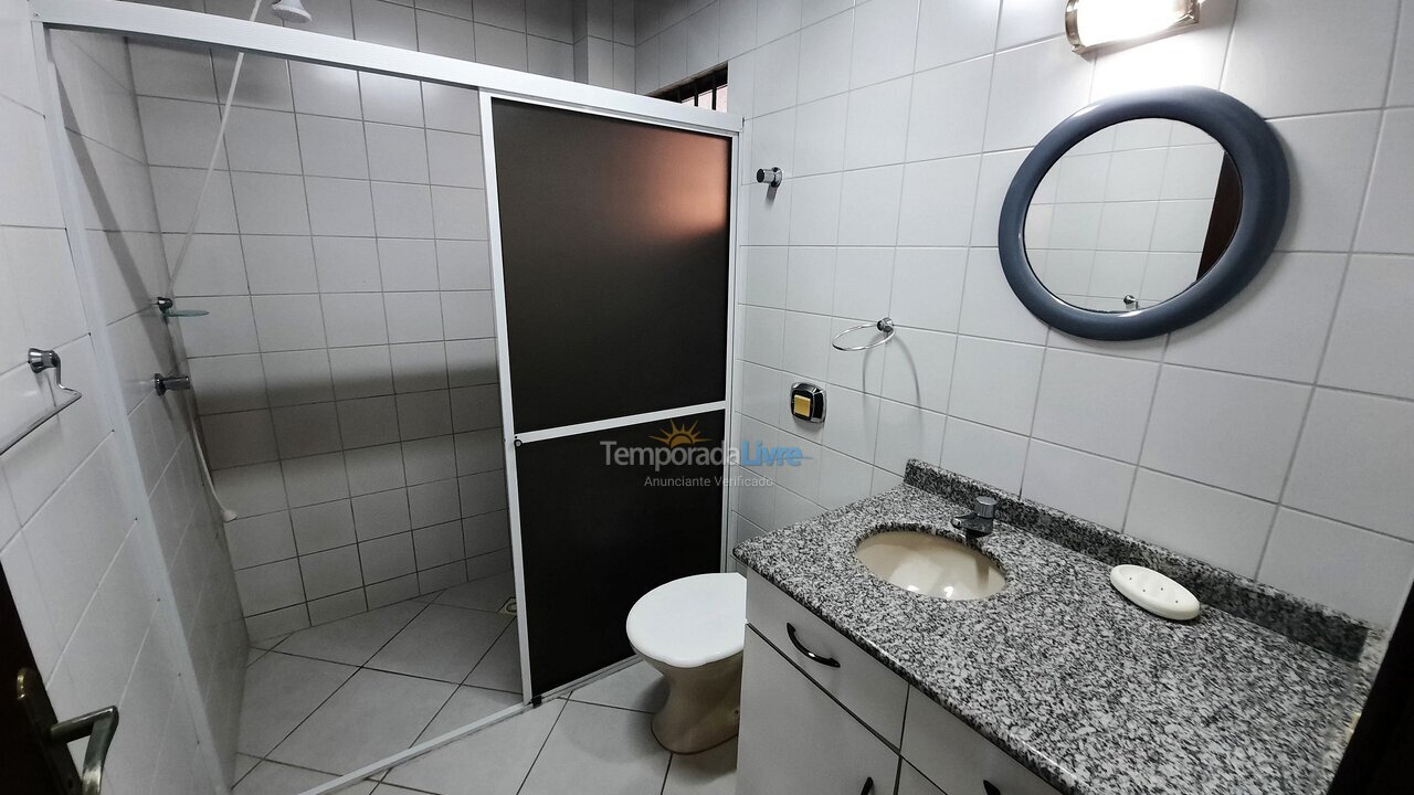 Apartment for vacation rental in Bombinhas (Praia de Bombas)