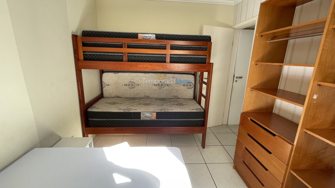 Apartamento para aluguel de temporada em Ubatuba (Praia Grande)