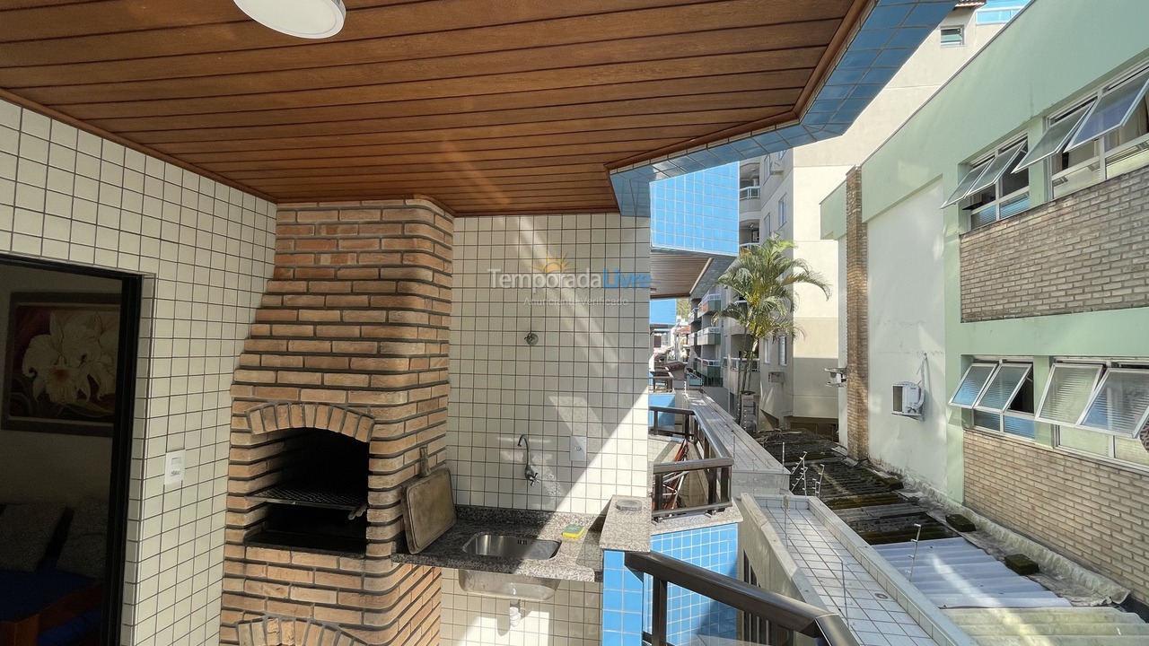 Apartamento para aluguel de temporada em Ubatuba (Praia Grande)