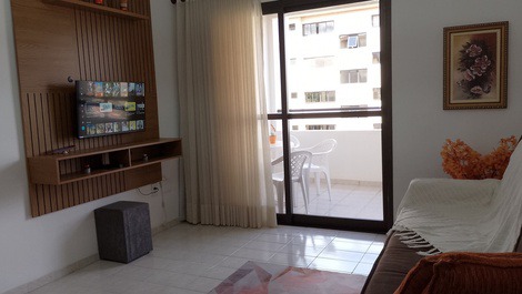 Ótima localização próxima área Central com 1 dormitório e garagem