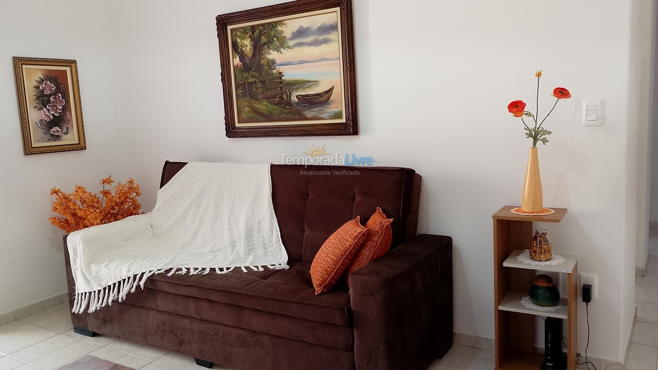 Apartamento para aluguel de temporada em Serra Negra (Centro)