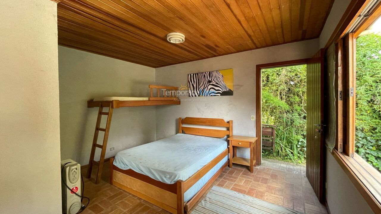 House for vacation rental in Campos do Jordão (Descansopolis)