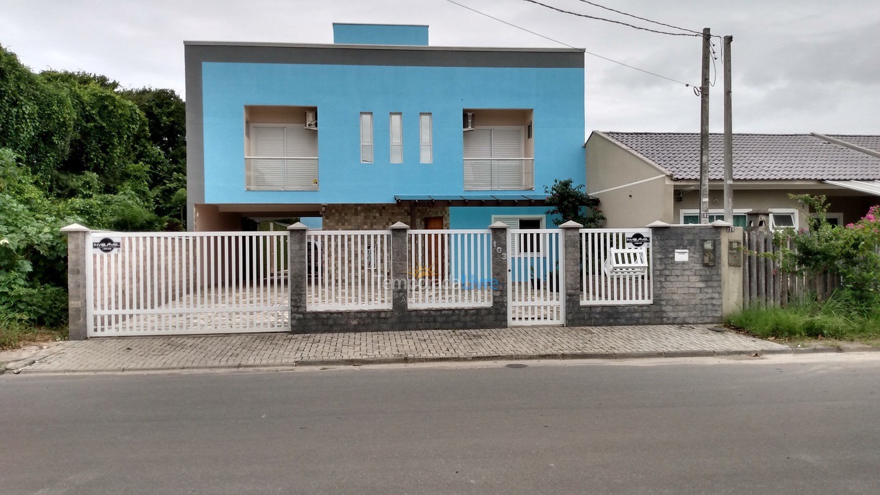 Casa para alquiler de vacaciones em Guaratuba (Nereidas)