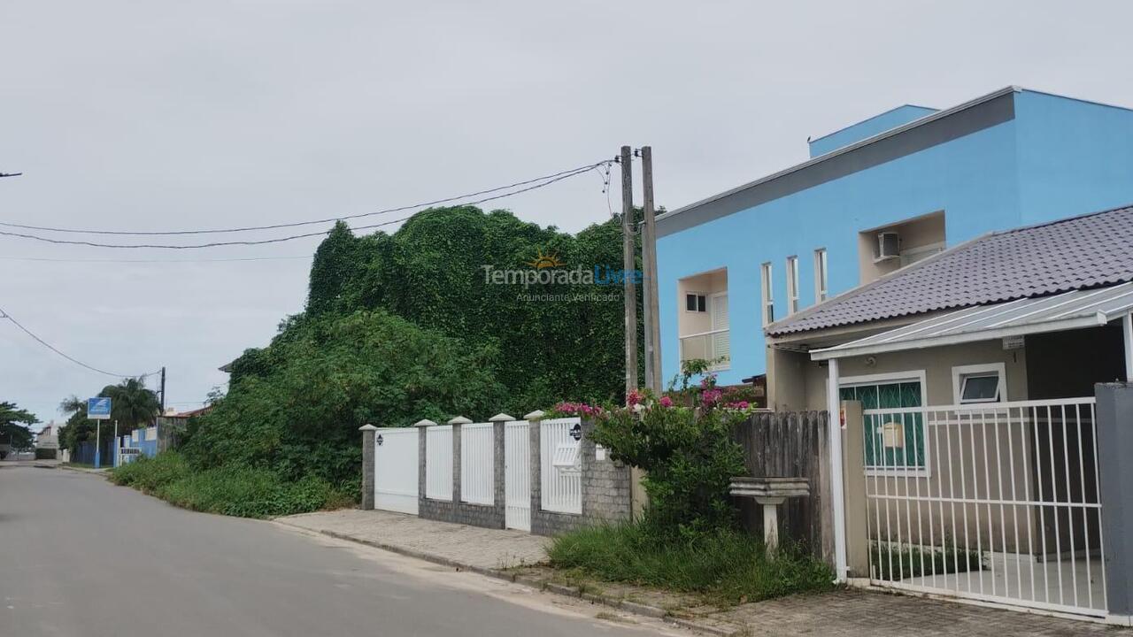 Casa para alquiler de vacaciones em Guaratuba (Nereidas)
