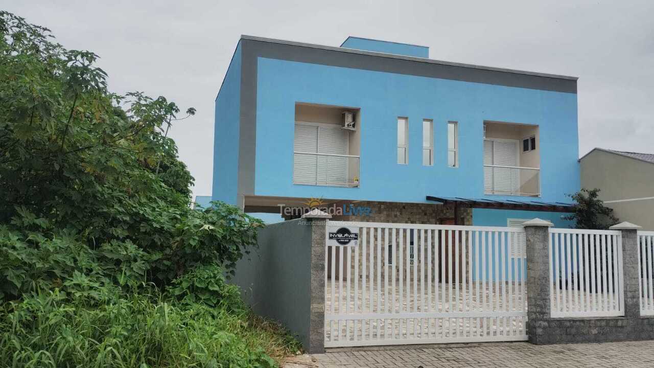 Casa para alquiler de vacaciones em Guaratuba (Nereidas)