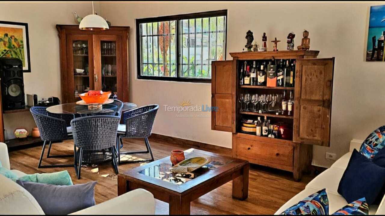 Casa para aluguel de temporada em São Sebastião (Juquehy)