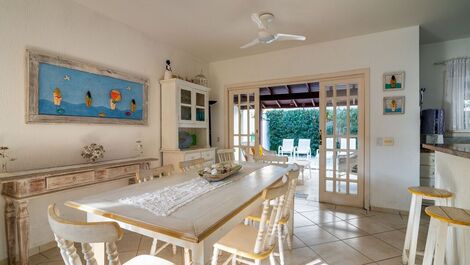 House in condominium on Camburi beach - New Year's Eve