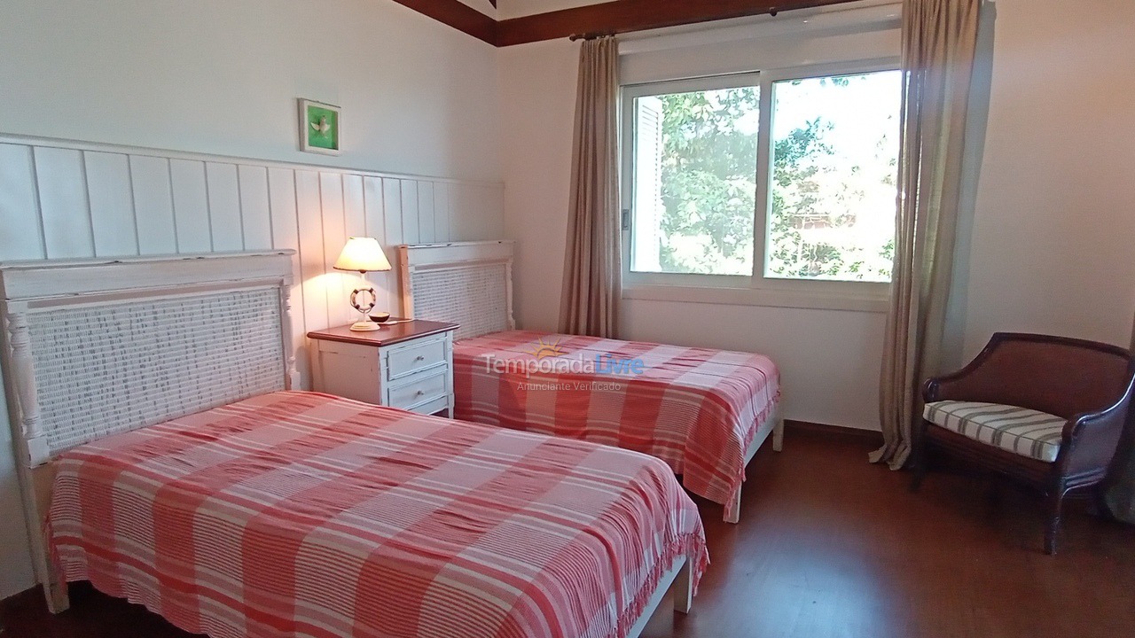 Casa para alquiler de vacaciones em São Sebastião (Barra do Una)