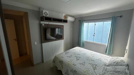 Linda casa para locação de temporada em Bombinhas-SC