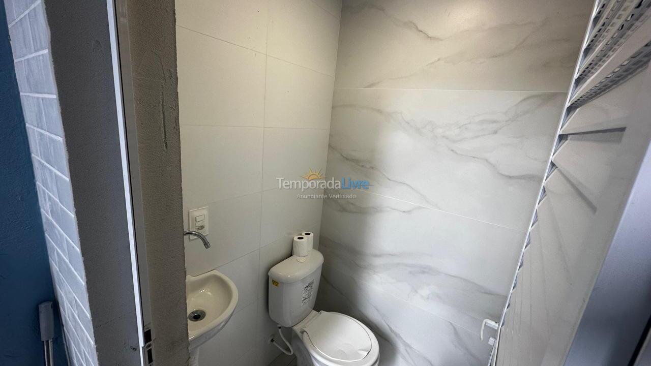 Casa para aluguel de temporada em Bombinhas (Praia de Bombas)
