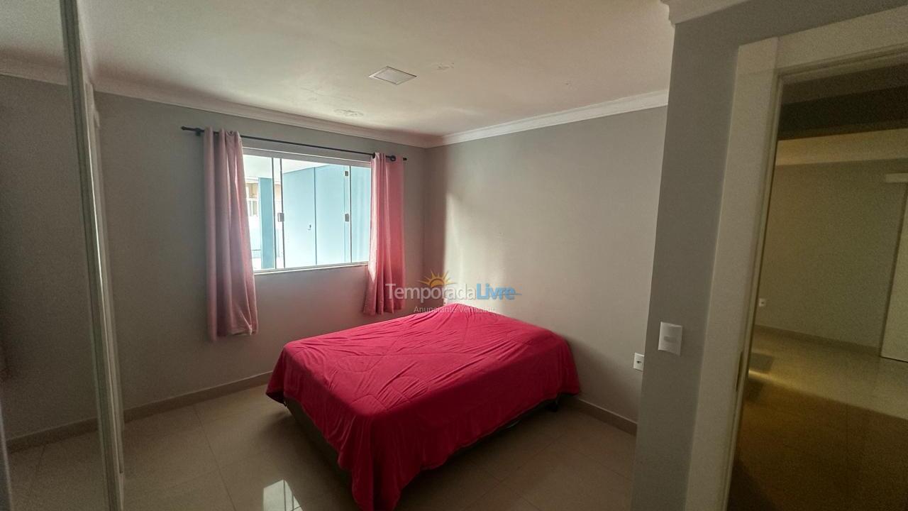 Casa para aluguel de temporada em Bombinhas (Praia de Bombas)