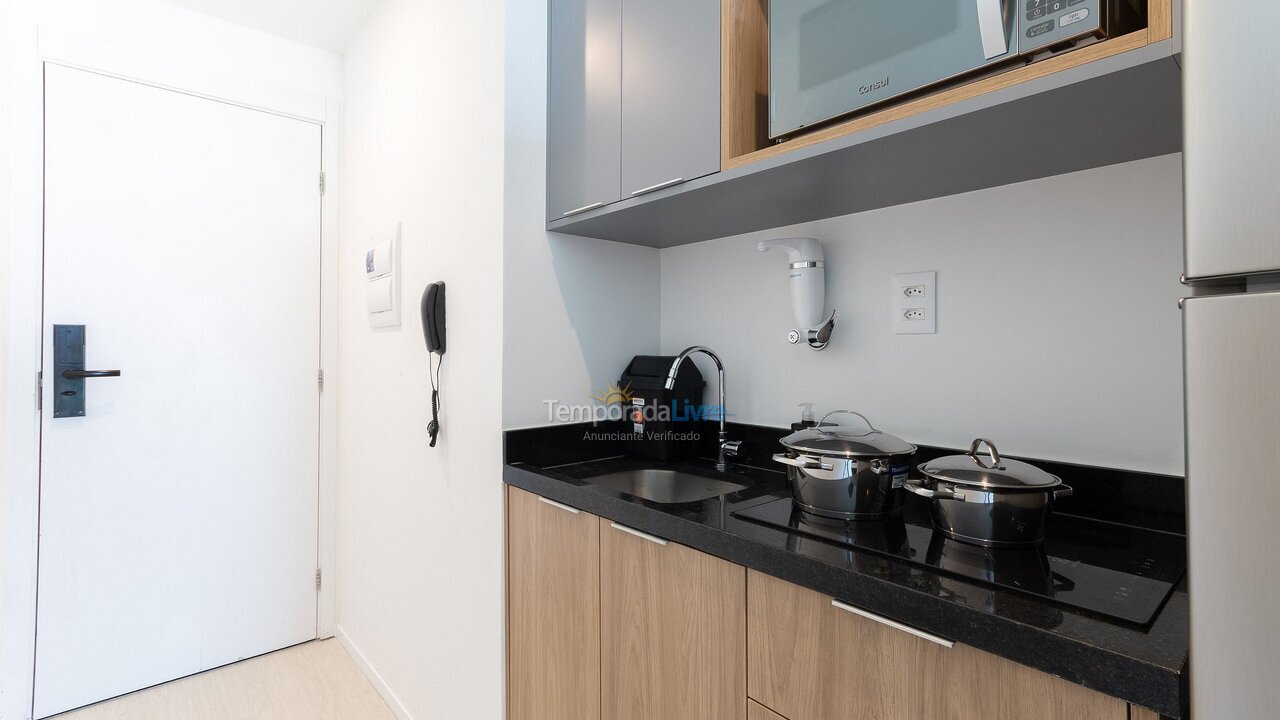 Apartamento para aluguel de temporada em Salvador (Ba Praia da Armação)