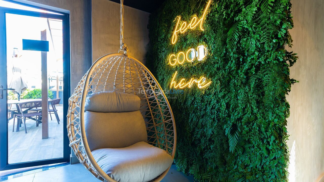 Apartamento para aluguel de temporada em Salvador (Ba Praia da Armação)