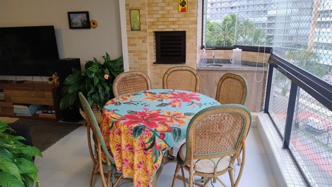 Apartamento Riviera de São Lourenço 4 dormitórios