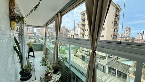 G023 - Apto Aconchegante c/ 2 Dorm | Sendo 1 Suíte | Wi-fi | Vaga...