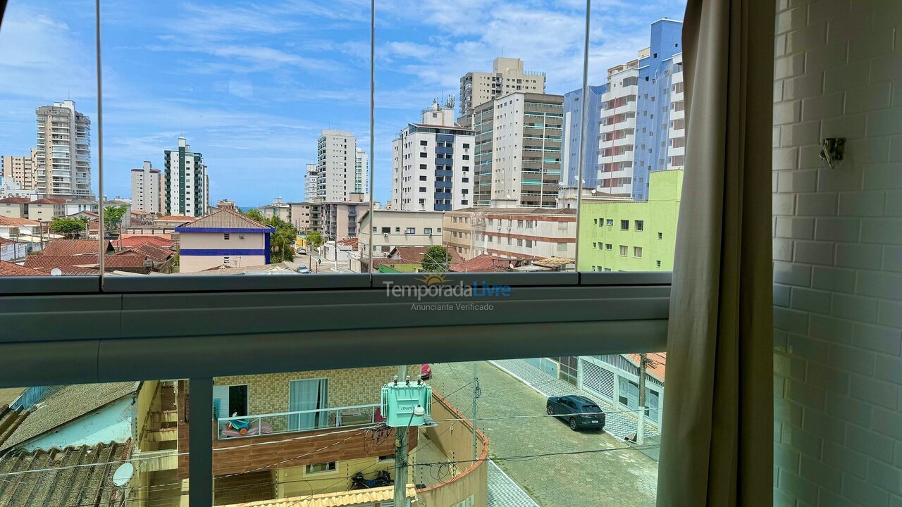 Apartamento para aluguel de temporada em Praia Grande (Guilhermina)