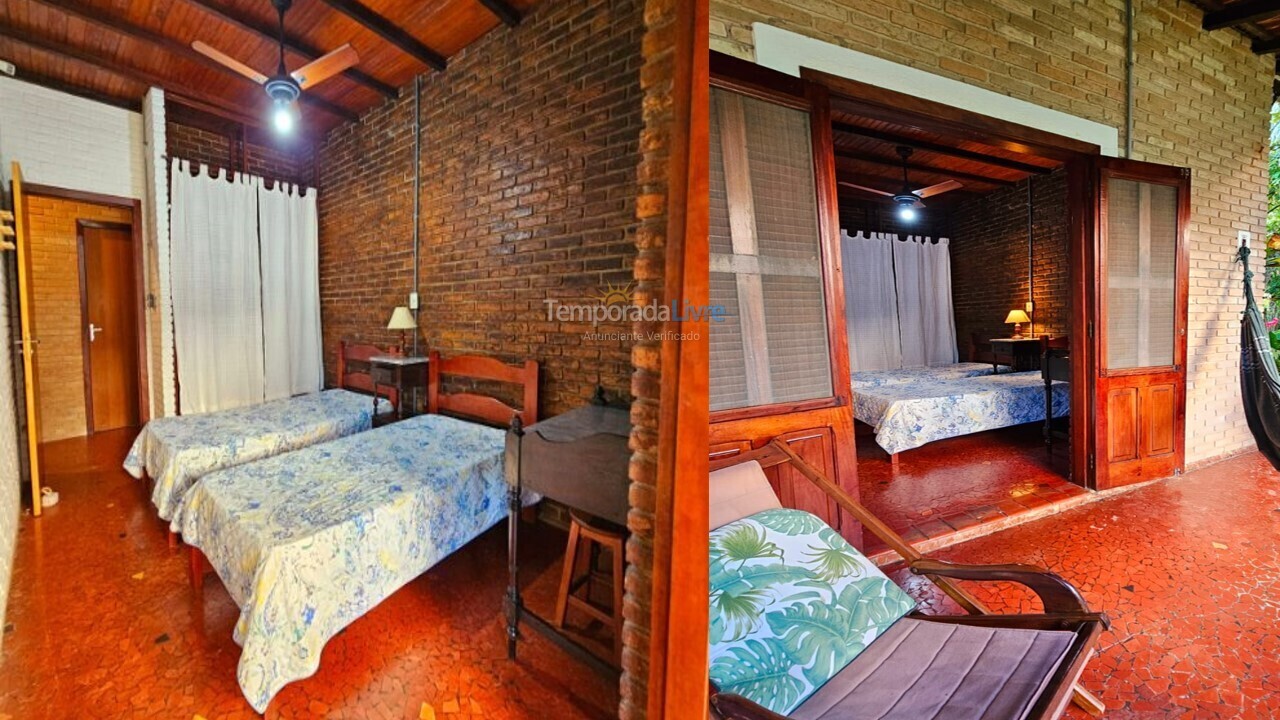 Casa para alquiler de vacaciones em Ubatuba (Enseada)