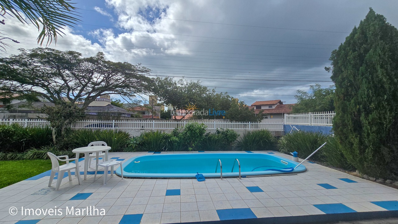 Casa para aluguel de temporada em Florianopolis (Praia dos Ingleses)