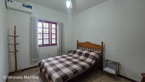 CASA COM PISCINA INGLESES