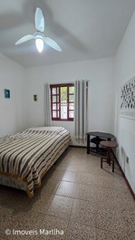 CASA COM PISCINA INGLESES