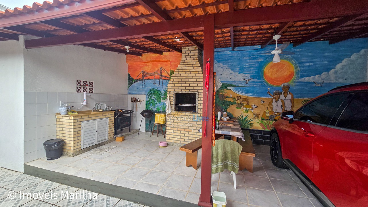 Casa para aluguel de temporada em Florianopolis (Praia dos Ingleses)