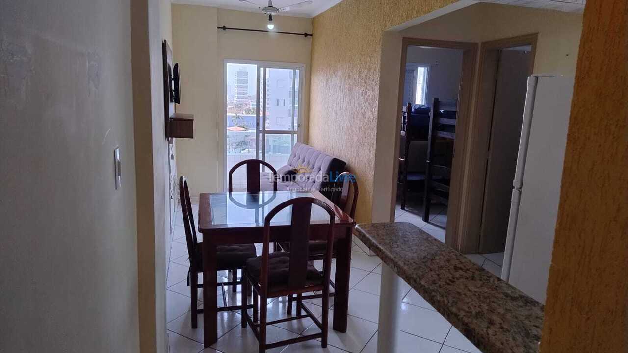 Apartamento para aluguel de temporada em Praia Grande (Vila Mirim)
