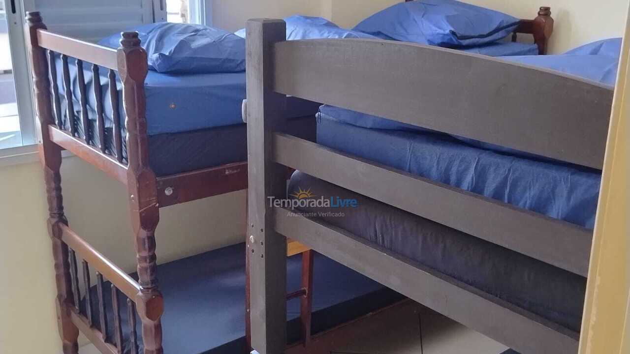 Apartamento para aluguel de temporada em Praia Grande (Vila Mirim)