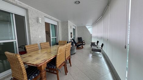 Varanda fechada com vidro, ar-condicionado