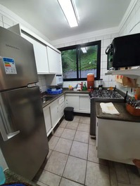 Casa en comunidad cerrada con empleado - Juquehy