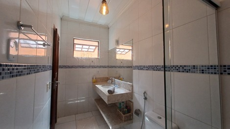 Panorâmica do banheiro