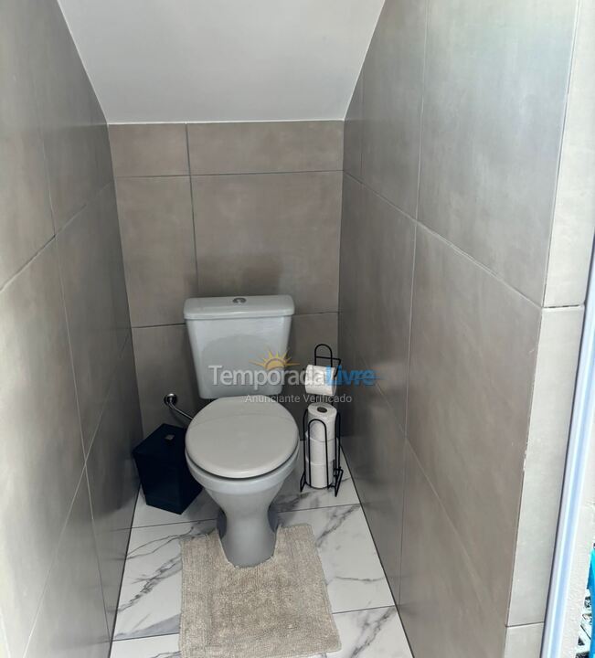 Casa para aluguel de temporada em Bombinhas (Canto Grande)