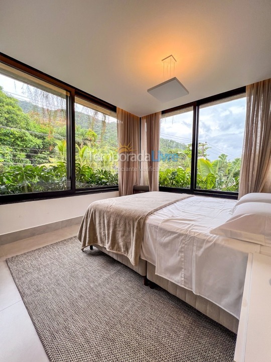 Casa para aluguel de temporada em São Sebastião (Juquehy)