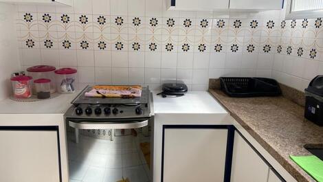 GUARUJA PITANGUEIRAS APARTMENT 3 BEDROOMS 3 BATHROOMS 40M FROM THE BEACH