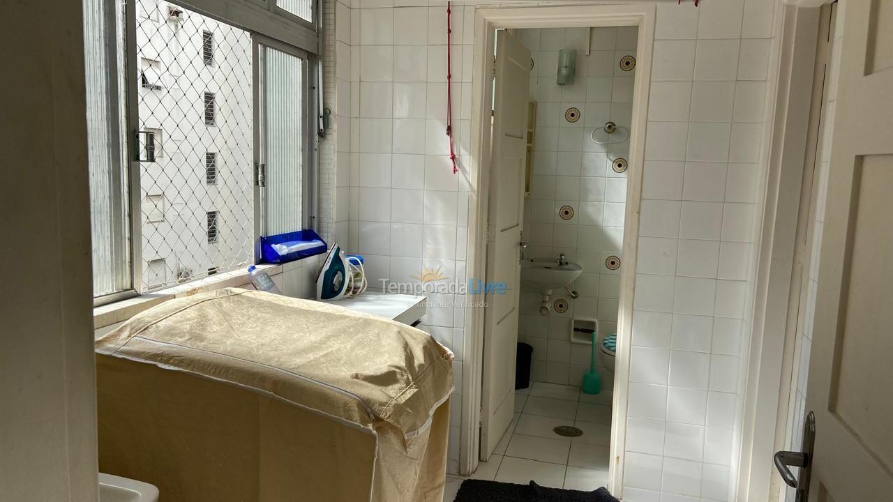 Apartamento para aluguel de temporada em Guarujá (Pitangueiras)