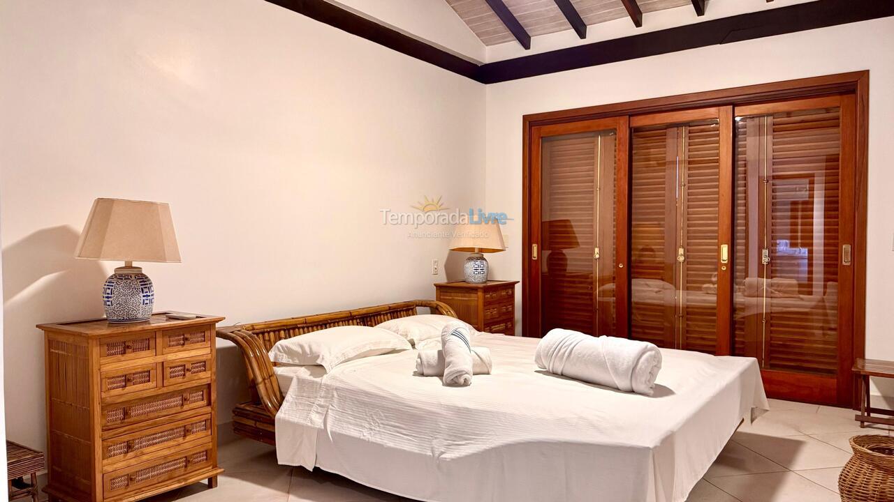 Casa para alquiler de vacaciones em São Sebastião (Praia da Baleia)