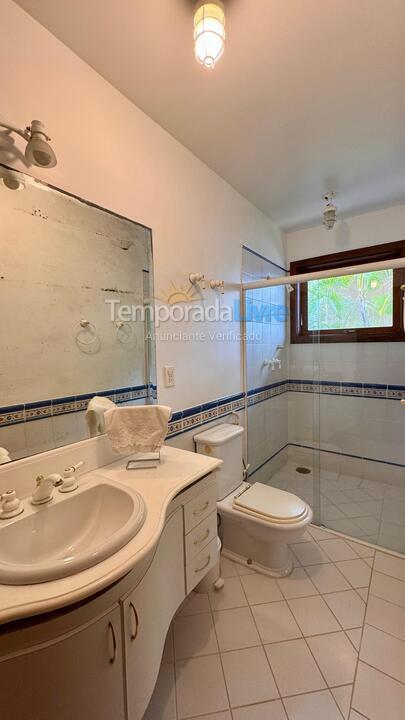 Casa para alquiler de vacaciones em São Sebastião (Praia da Baleia)