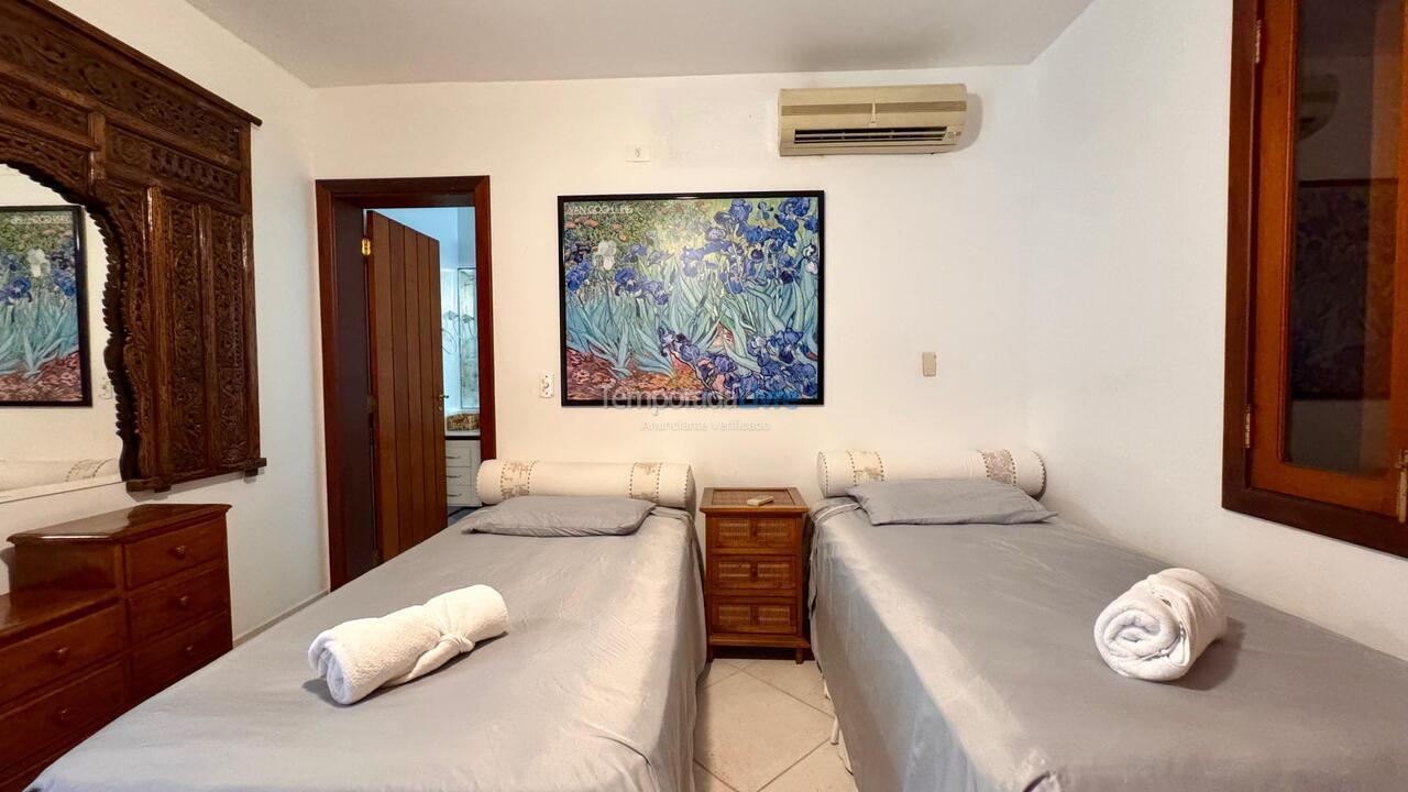 Casa para alquiler de vacaciones em São Sebastião (Praia da Baleia)