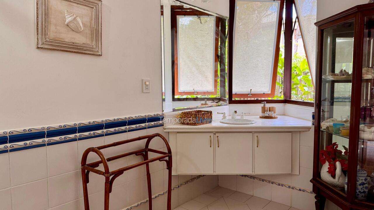 Casa para alquiler de vacaciones em São Sebastião (Praia da Baleia)