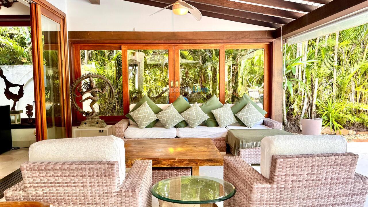 Casa para alquiler de vacaciones em São Sebastião (Praia da Baleia)