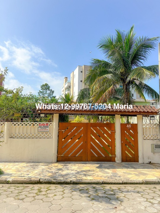 Casa para aluguel de temporada em Ubatuba (Praia das Toninhas)