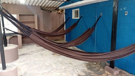 Chácara Limoeiro – ¡Piscina, Naturaleza y Confort en un Solo Lugar!