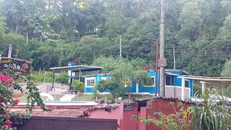 Chácara Limoeiro – ¡Piscina, Naturaleza y Confort en un Solo Lugar!