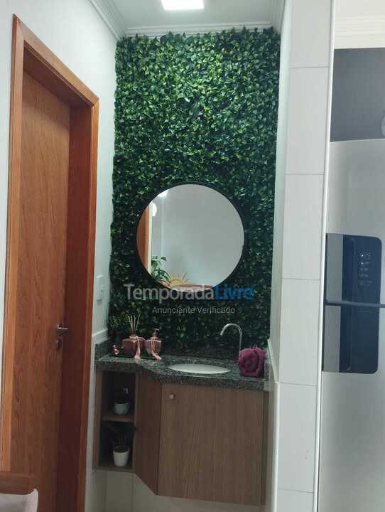 Apartamento para aluguel de temporada em Praia Grande (Praia do Caiçara)