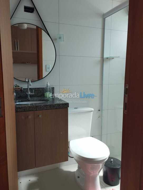 Apartamento para aluguel de temporada em Praia Grande (Praia do Caiçara)