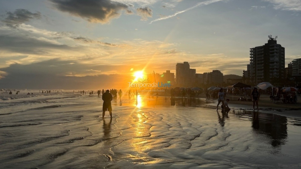 Apartment for vacation rental in Praia Grande (Praia do Caiçara)