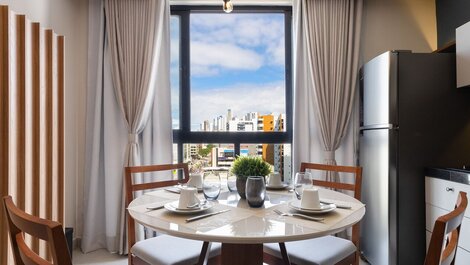 Urban #802 - Spacious Quadruple by Carpediem