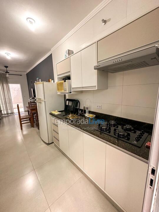 Apartamento para aluguel de temporada em Ubatuba (Maranduba)