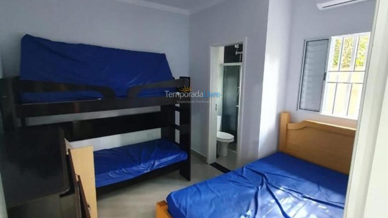 Apartamento para aluguel de temporada em Ubatuba (Maranduba)