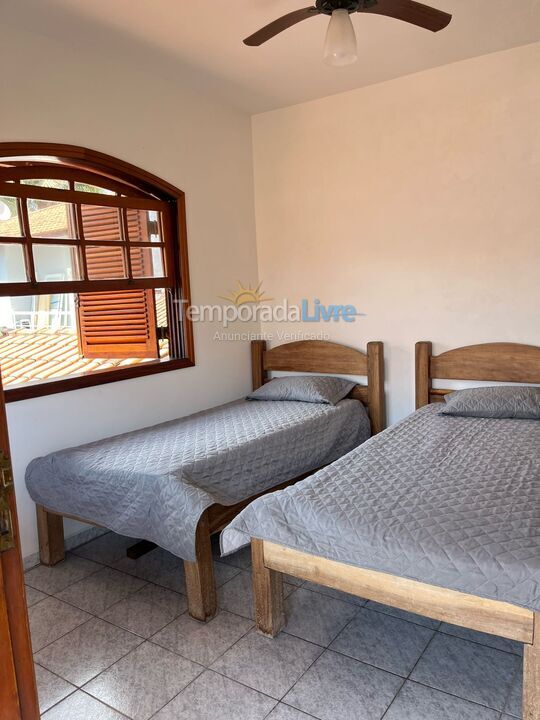 Casa para aluguel de temporada em Peruíbe (Jd Icaraiba)